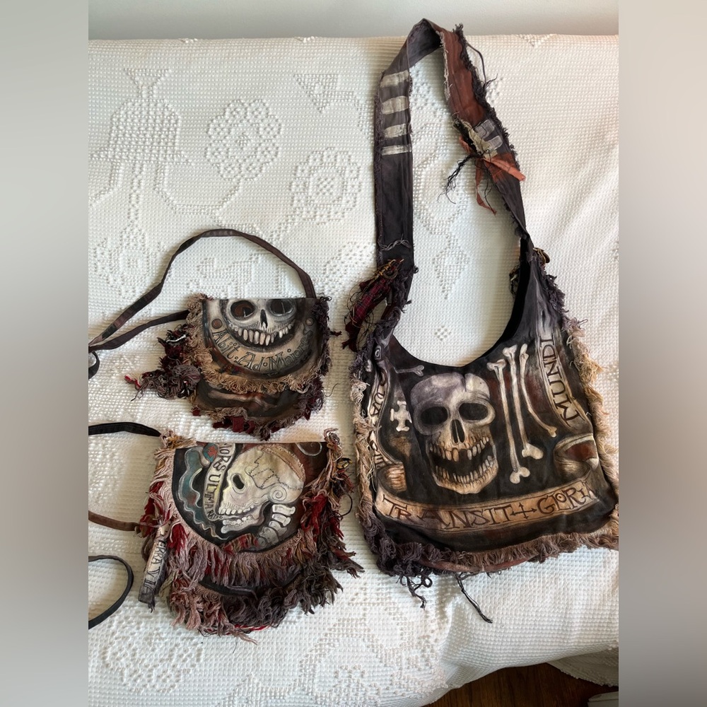 NWOT skull traveler bag Handmade WORK OF ART carry it or hang it on your wall - Picture 16 of 16